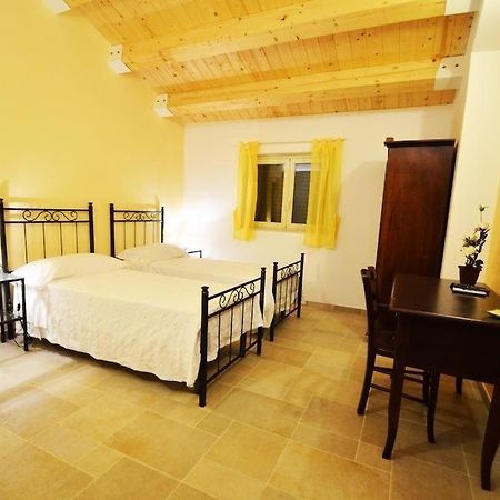 Alla Corte Di Nonna Maria Villa Поцало Екстериор снимка