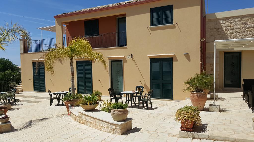 Alla Corte Di Nonna Maria Villa Поцало Екстериор снимка
