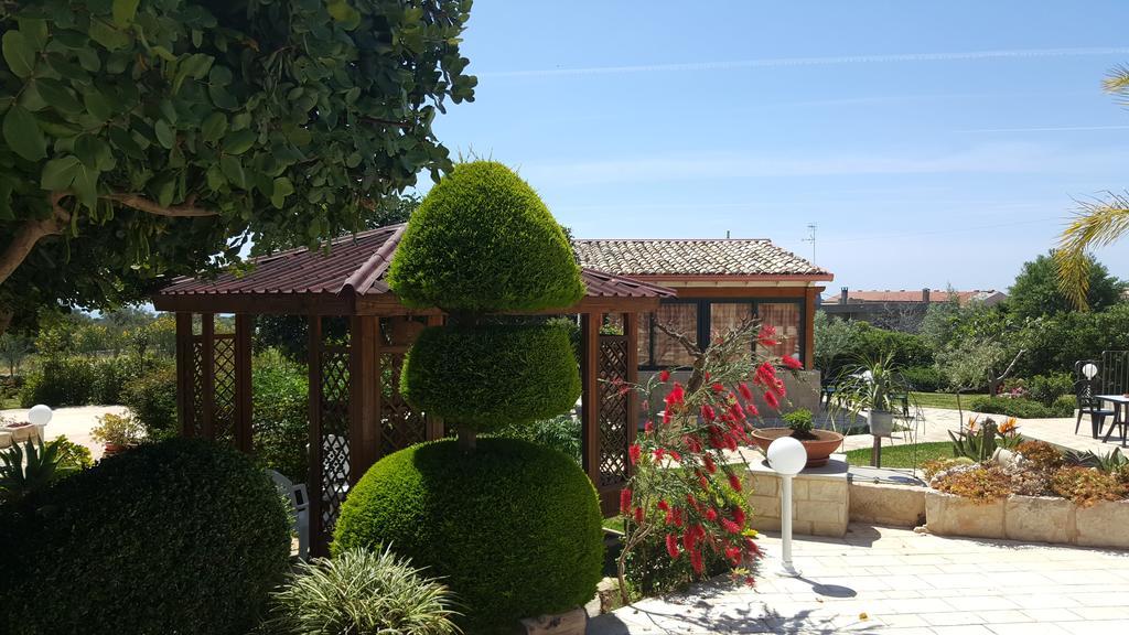 Alla Corte Di Nonna Maria Villa Поцало Екстериор снимка