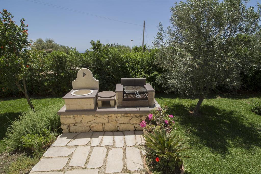 Alla Corte Di Nonna Maria Villa Поцало Екстериор снимка